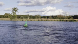 LIQUID CITY.00_53_11_01.Standbild277