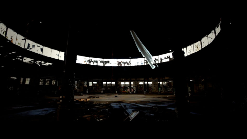 BLOSSOM ft. JEHST - DUSK.00_01_13_01.Standbild079