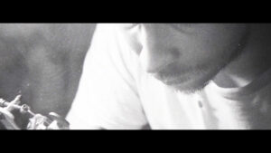 Lorenz & Lazy Lu - Boulevard Kupfermünzen (Prod. von Cap Kendricks Dxkta).00_01_02_15.Standbild047