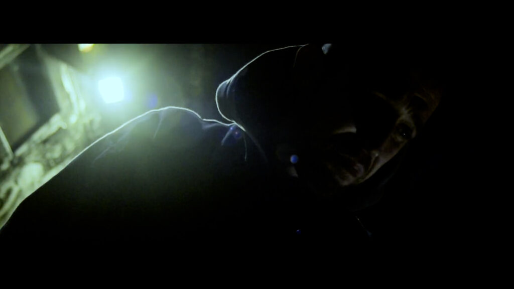 Lorenz & Lazy Lu - Boulevard Kupfermünzen (Prod. von Cap Kendricks Dxkta).00_01_03_07.Standbild048